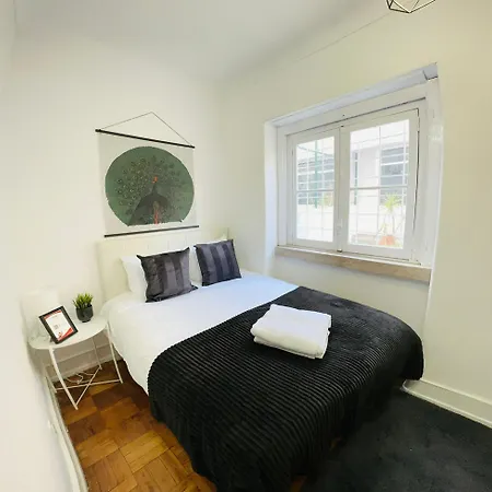 Luxury Next Attractions And Station 리스본